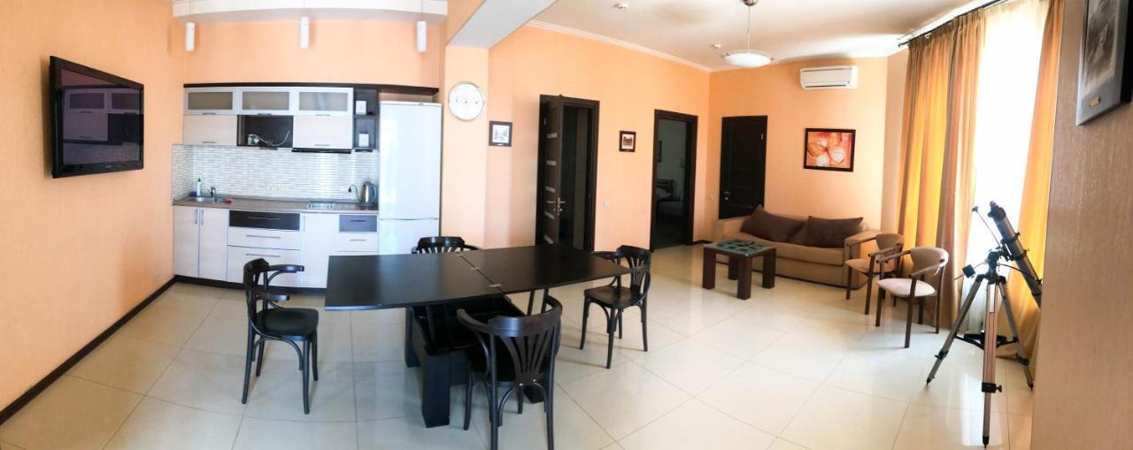 אודסה Kolyada Hotel מראה חיצוני תמונה