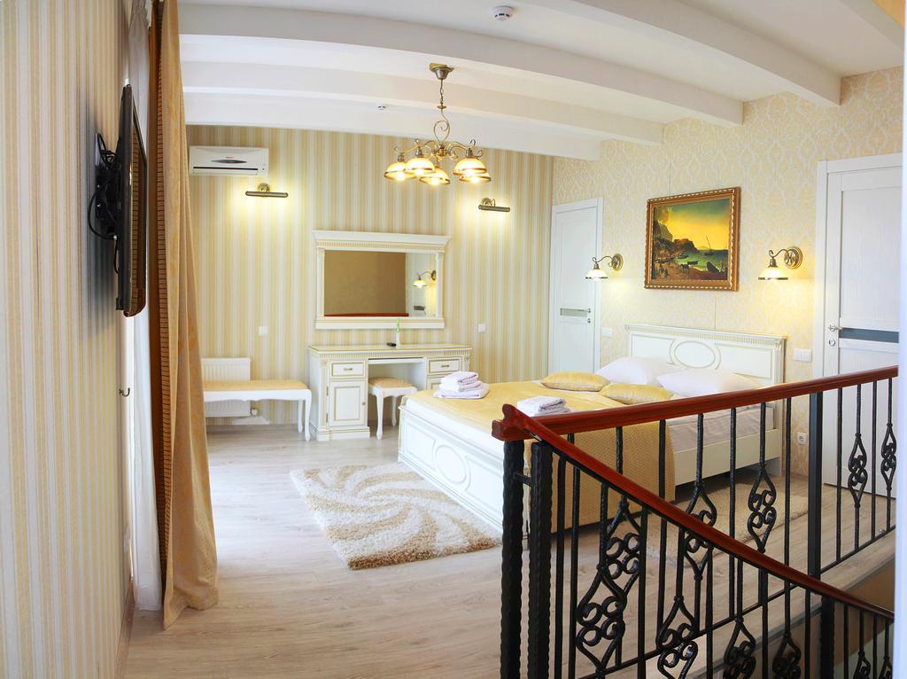 אודסה Kolyada Hotel מראה חיצוני תמונה